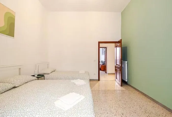 Tiberim, Centro Storico *